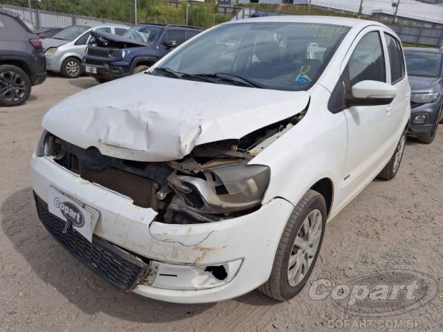 2011 VOLKSWAGEN FOX 