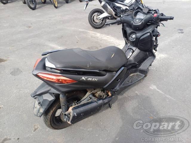 2022 YAMAHA XMAX 
