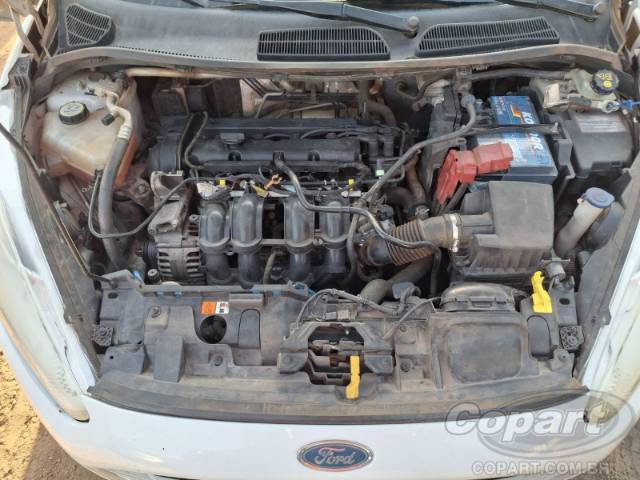 2015 FORD FIESTA 