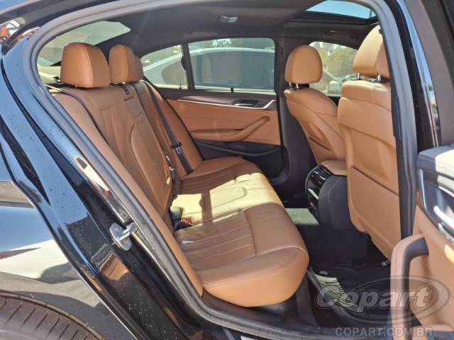 2022 BMW SERIE 5 