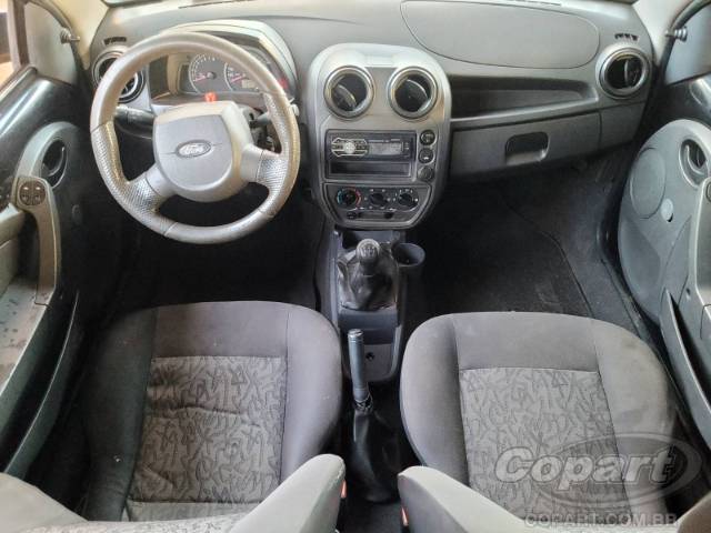 2011 FORD KA 