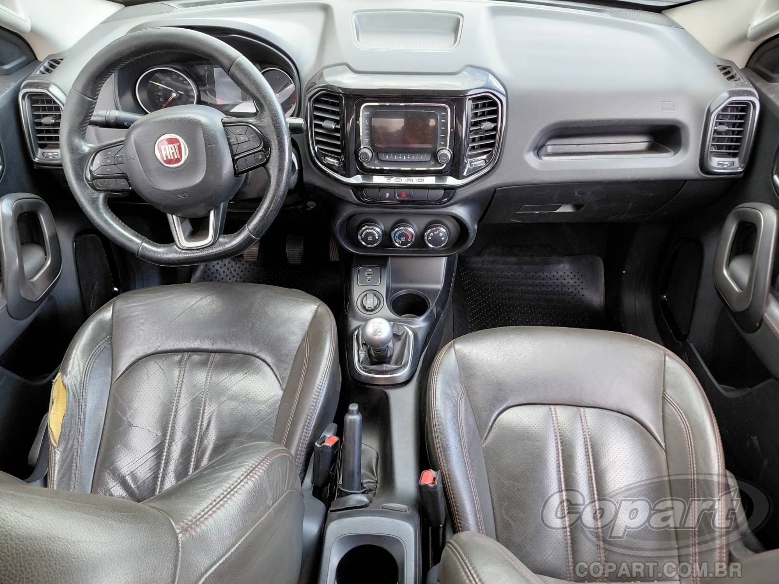 Foto 9 de 10: 2018 FIAT TORO
