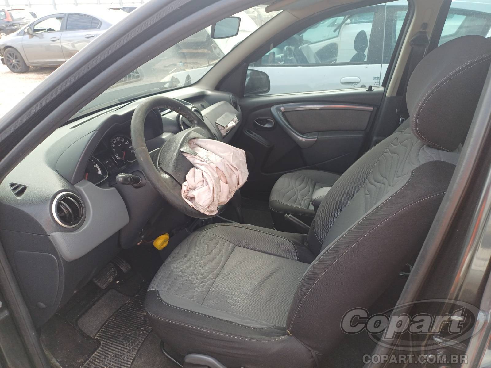 Foto 5: 2014 RENAULT DUSTER