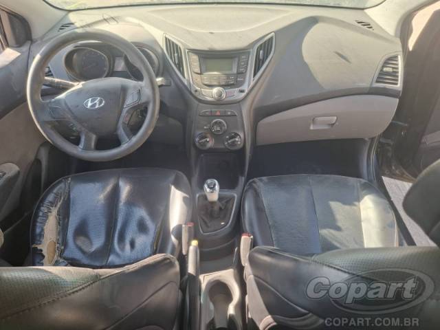 2014 HYUNDAI HB20S 