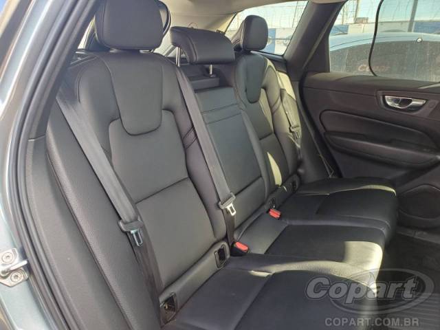 2021 VOLVO XC60 