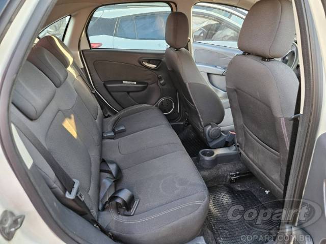 2013 FIAT GRAND SIENA 