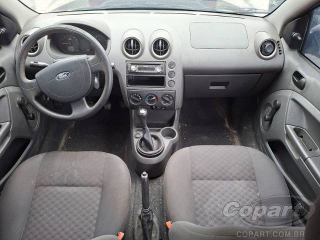 2006 FORD FIESTA 