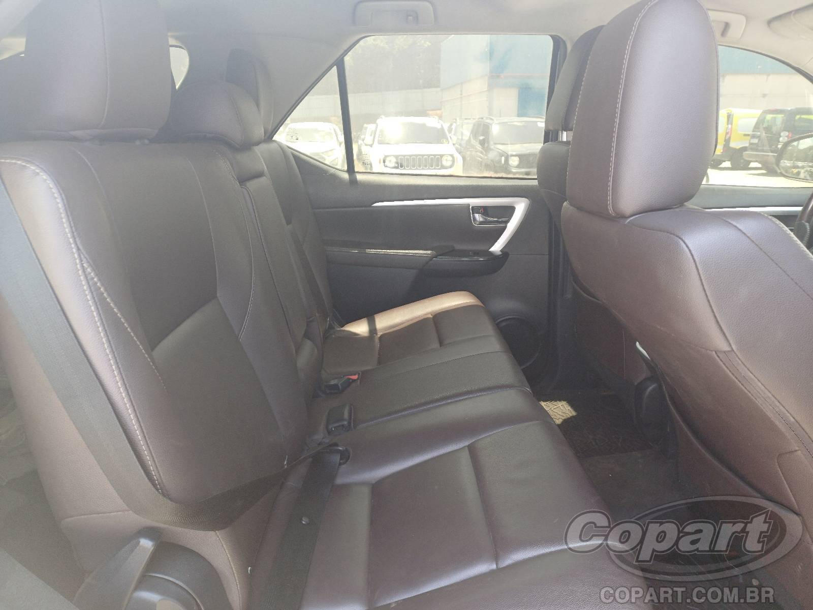 2017 TOYOTA HILUX SW4 — leilão em Embú Das Artes/SP (foto 6)