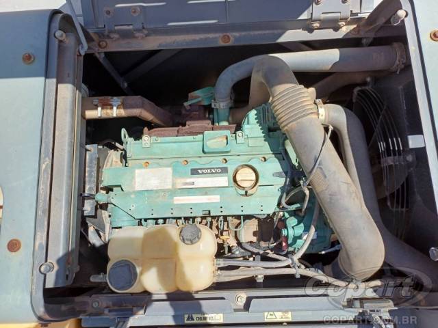 2021 VOLVO PA CARREGADEIRA 