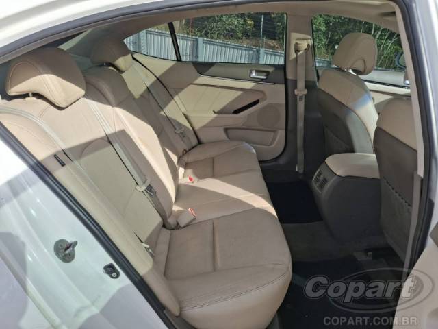 2012 KIA CADENZA 