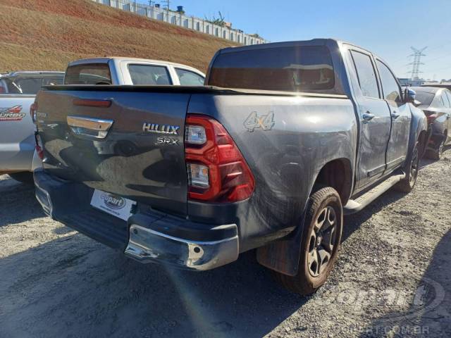 2022 TOYOTA HILUX CD 