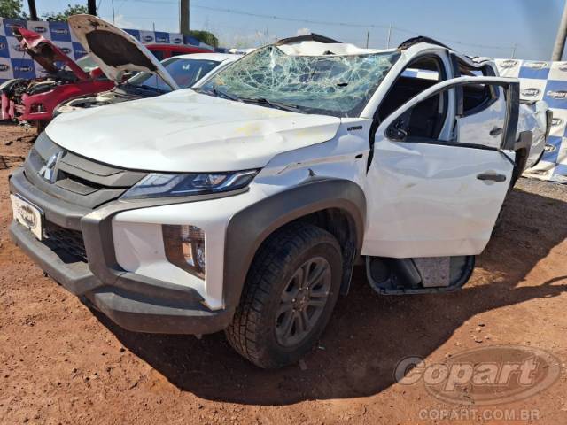 2025 MITSUBISHI L200 TRITON 
