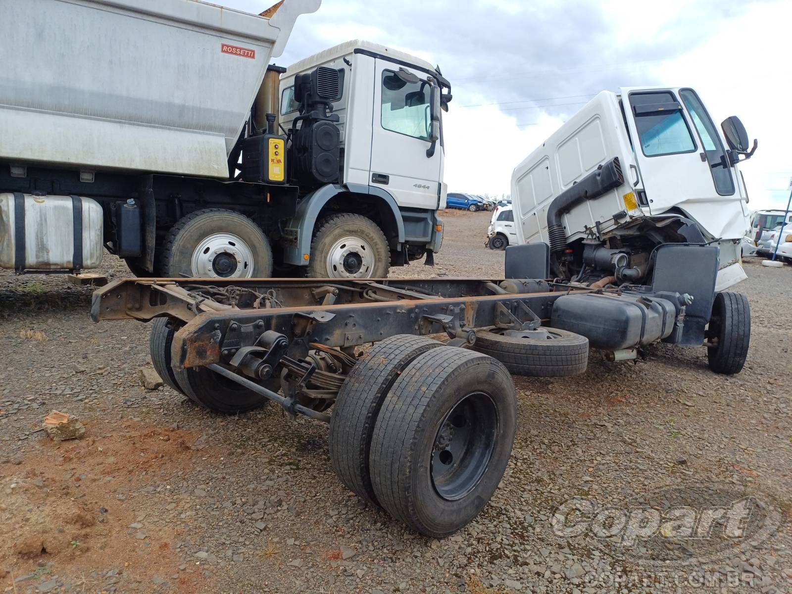 Foto 4: 2019 FORD CARGO 816