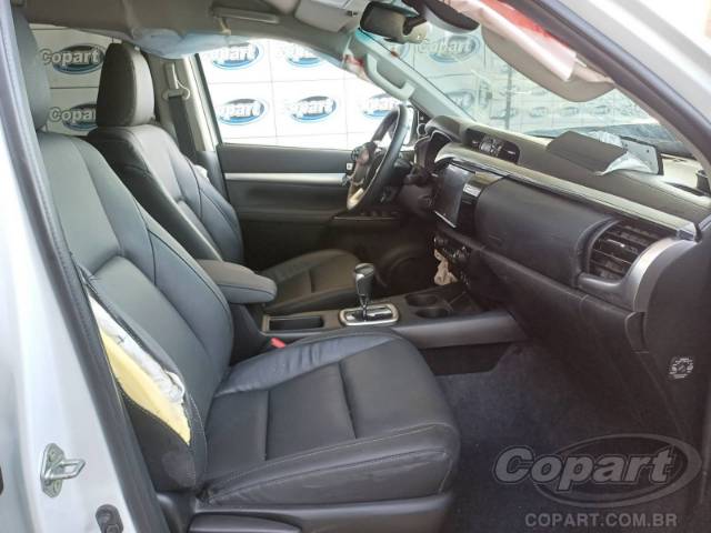 2024 TOYOTA HILUX CD 