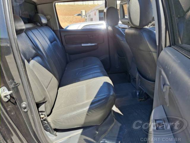 2012 TOYOTA HILUX CD 