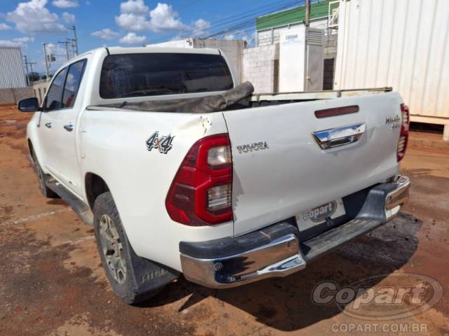 2022 TOYOTA HILUX CD 