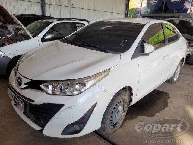 2019 TOYOTA YARIS SEDA 