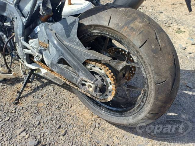 2024 HONDA CBR 1000RR-R 