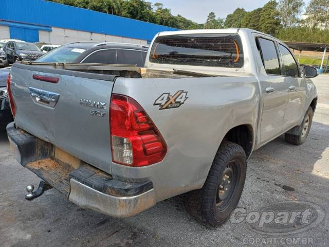 2017 TOYOTA HILUX CD 