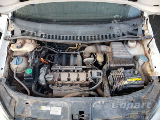 2013 VOLKSWAGEN SPACEFOX 