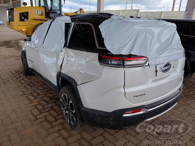 2022 JEEP COMMANDER 
