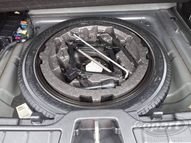 2019 VOLVO XC40 