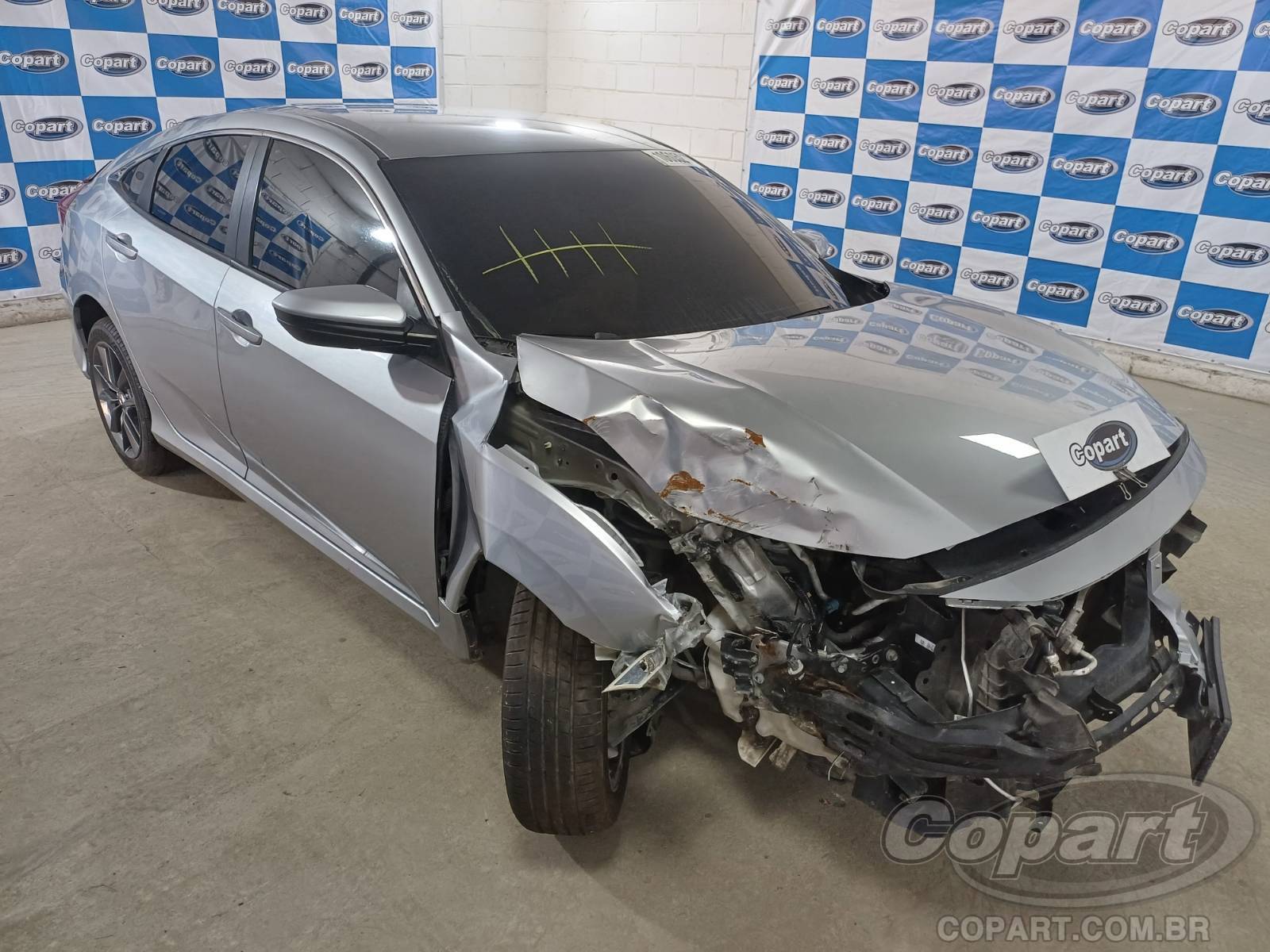 Veículo Honda Civic HONDA CIVIC LX 2.0 16V FLEXIVEL ALCOOL/GASOLINA 2019 2020 em leilão