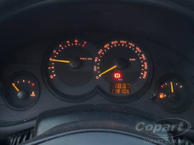 2011 CHEVROLET CLASSIC 