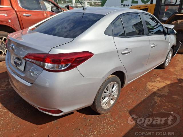 2019 TOYOTA YARIS SEDA 