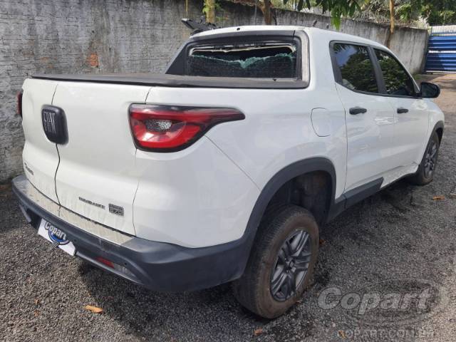 2023 FIAT TORO 
