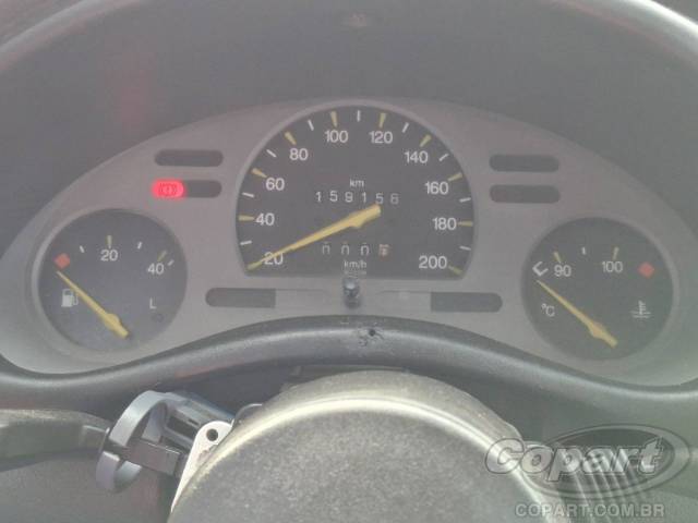 2001 CHEVROLET CORSA 