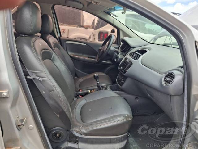 2016 FIAT PUNTO 