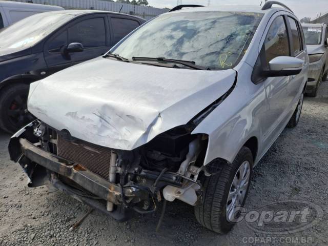 2013 VOLKSWAGEN SPACEFOX 