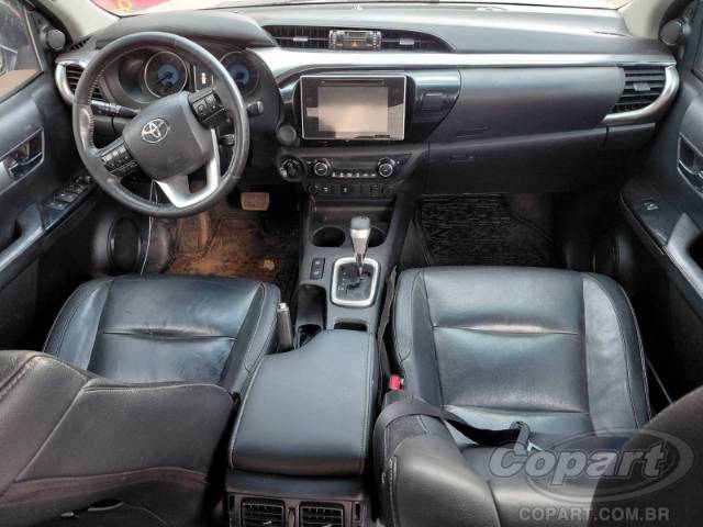 2017 TOYOTA HILUX CD 