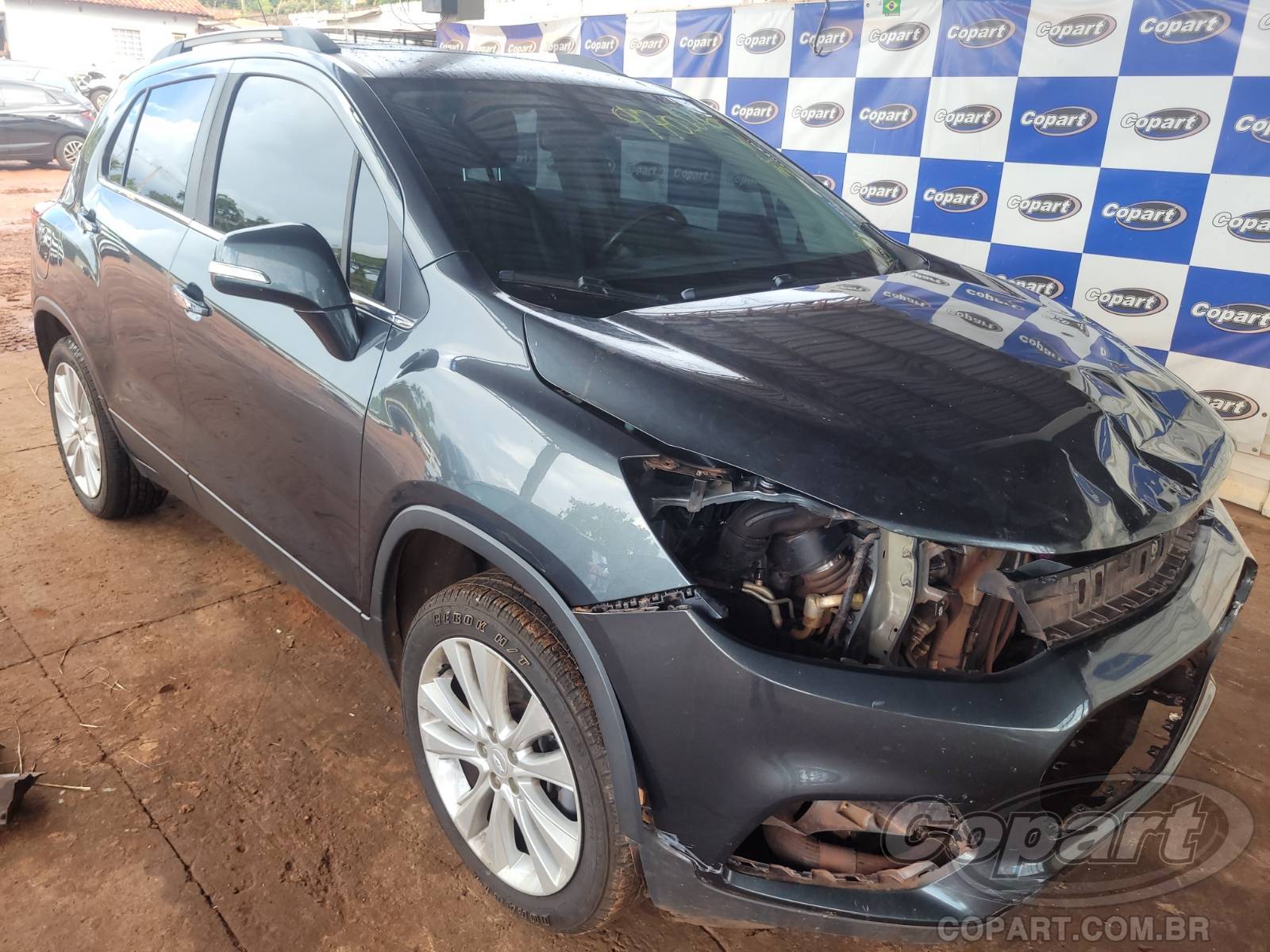 Veículo GM - Chevrolet Tracker Chevrolet Tracker Premier 1.4 16V Ecotec Turbo 2019 Médio Dano Frontal 2019 em leilão