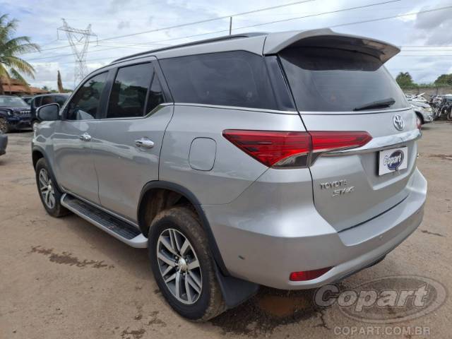 2018 TOYOTA HILUX SW4 