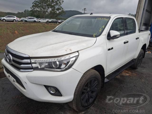 2016 TOYOTA HILUX CD 
