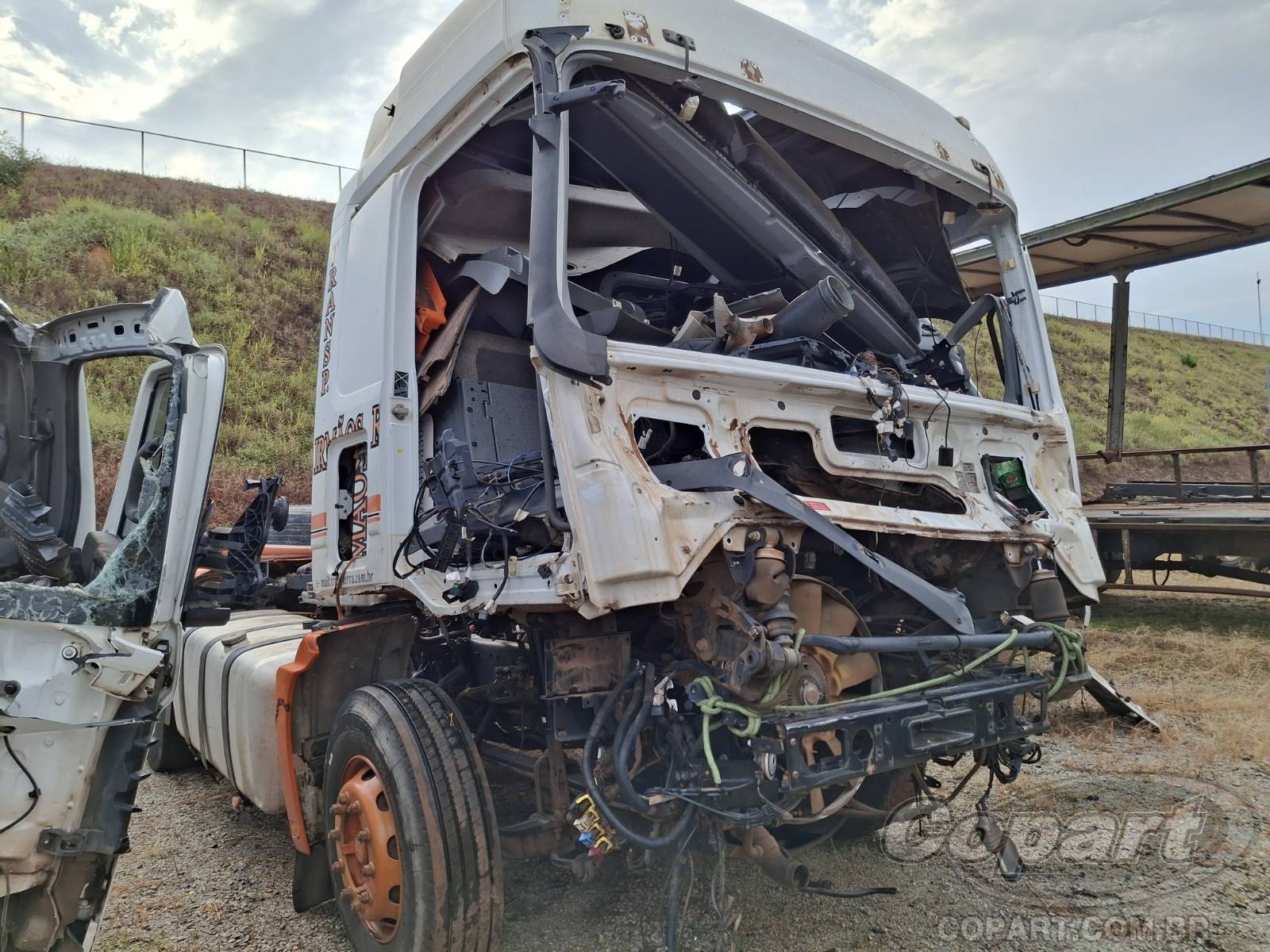 Veículo MERCEDES-BENZ Actros Mercedes Benz Actros 2651 S 2019 Médio Dano 2019 em leilão