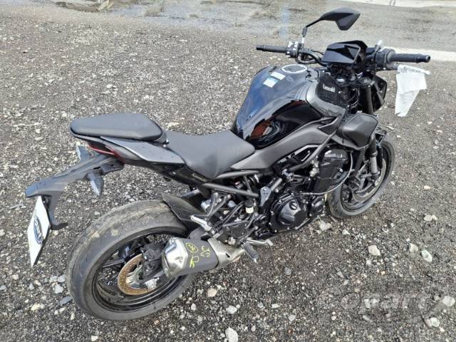 2026 KAWASAKI Z900 