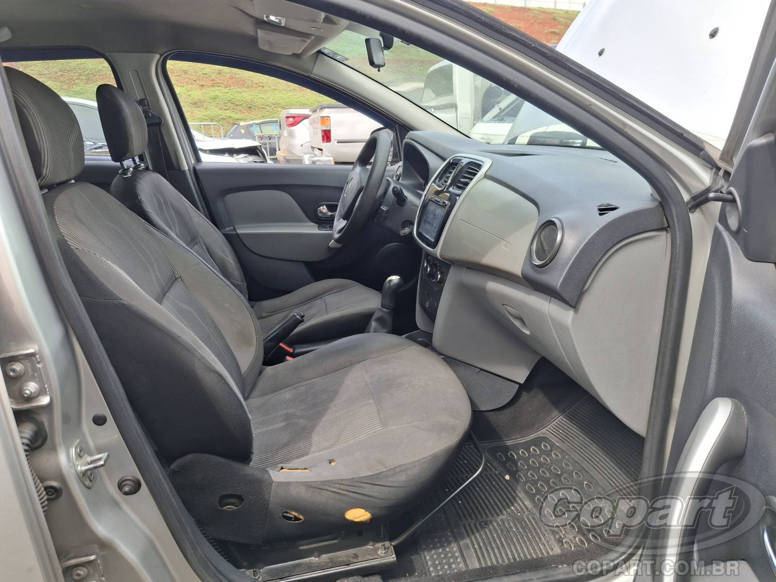 Foto 5: 2016 RENAULT LOGAN