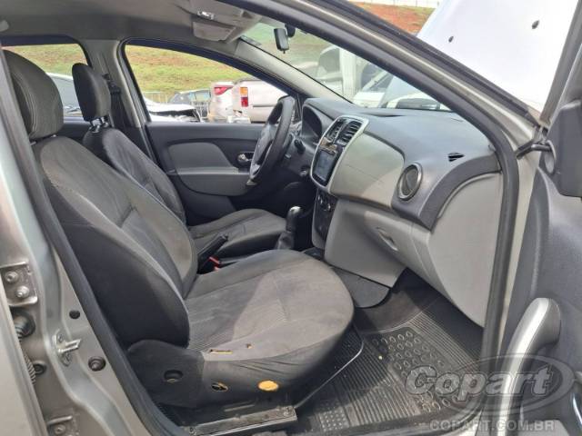2016 RENAULT LOGAN 