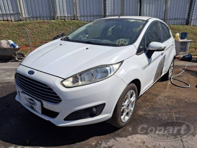 2015 FORD FIESTA 
