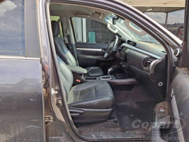 2024 TOYOTA HILUX CD 