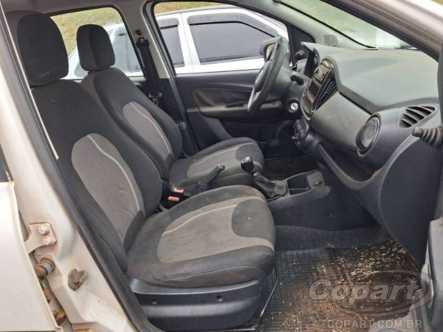 2017 FIAT UNO 