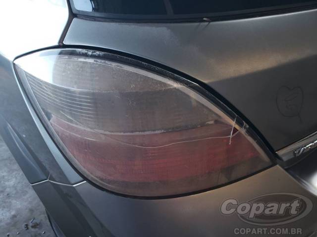 2011 CHEVROLET VECTRA HATCH 