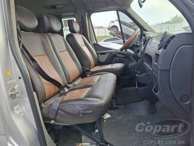 2017 RENAULT MASTER MINIBUS 