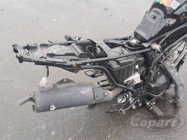 2025 HONDA XRE SAHARA 300 