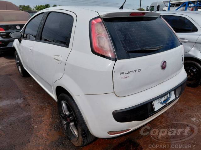 2016 FIAT PUNTO 