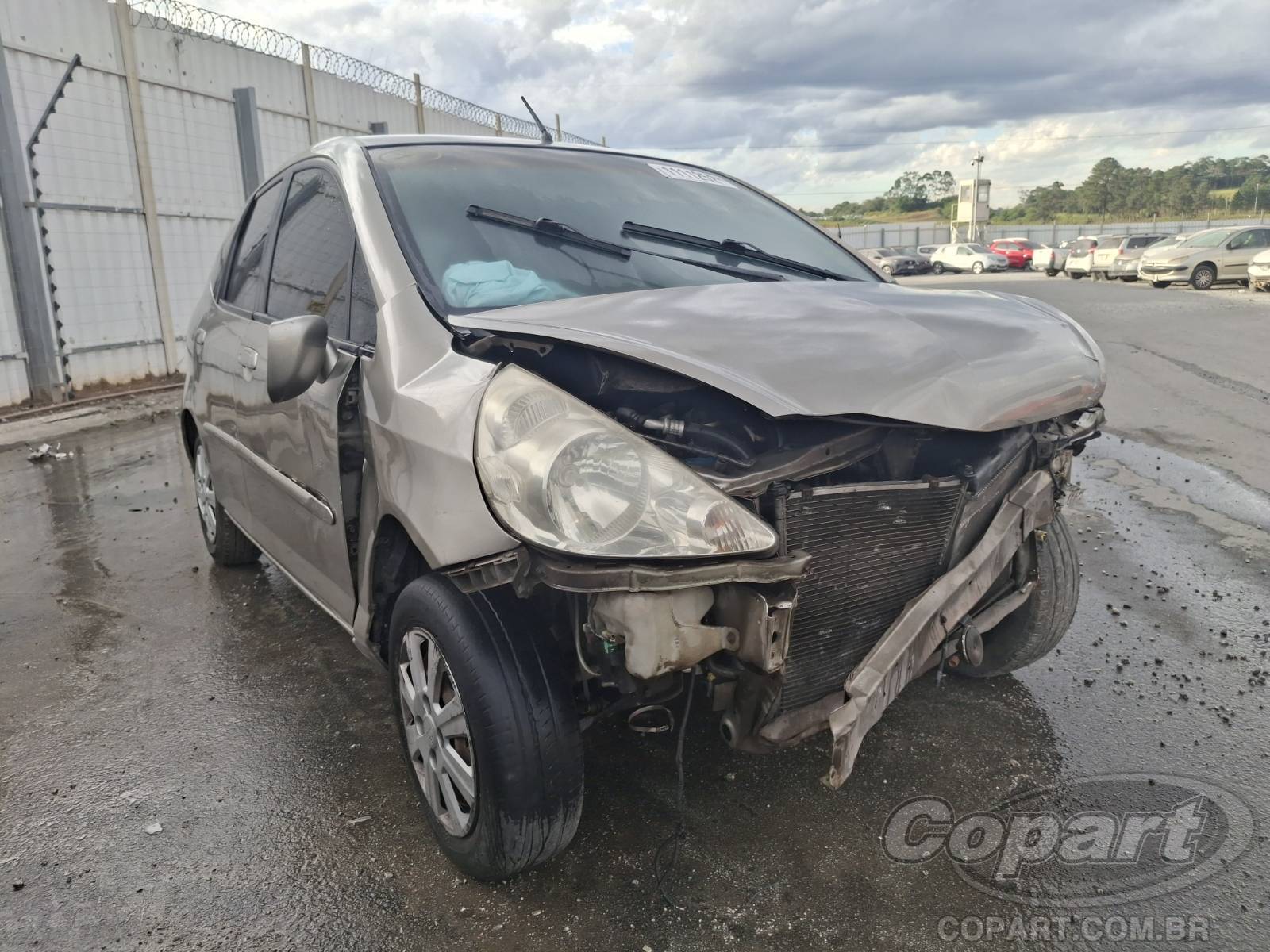 Veículo Honda Fit 2004 HONDA FIT 2004 em leilão