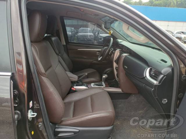 2017 TOYOTA HILUX SW4 